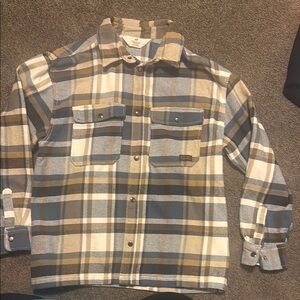 H&M flannel plaid button down shirt.